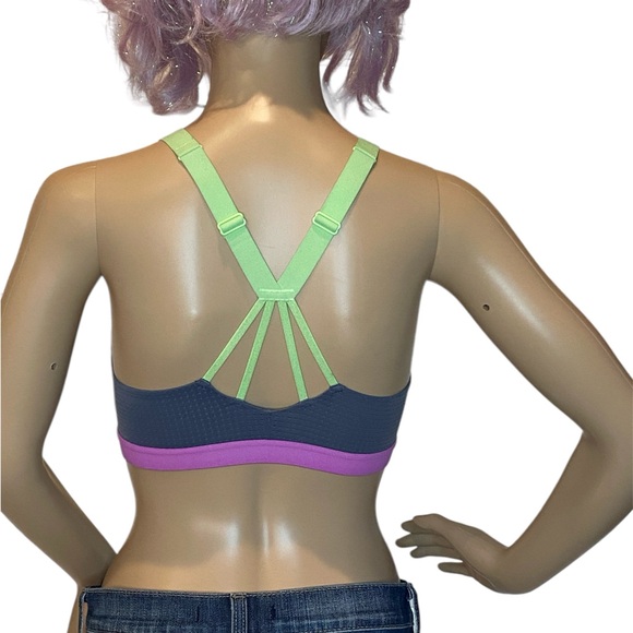 Victoria Sport Victoria’s Secret VSX Racerback Strappy Sport Bra Size 32C VGC - Picture 5 of 7